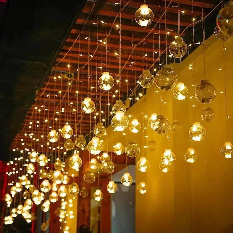 Outdoor Solar Hanging Lights - Stylish Pendant Lantern - Halri