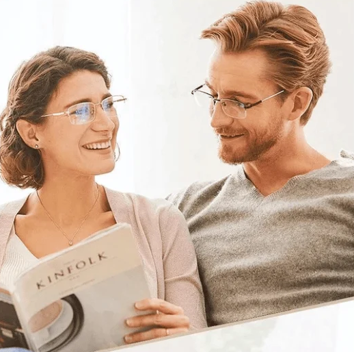 Lightweight Reading Glasses with Blue Light Blocking Lenses