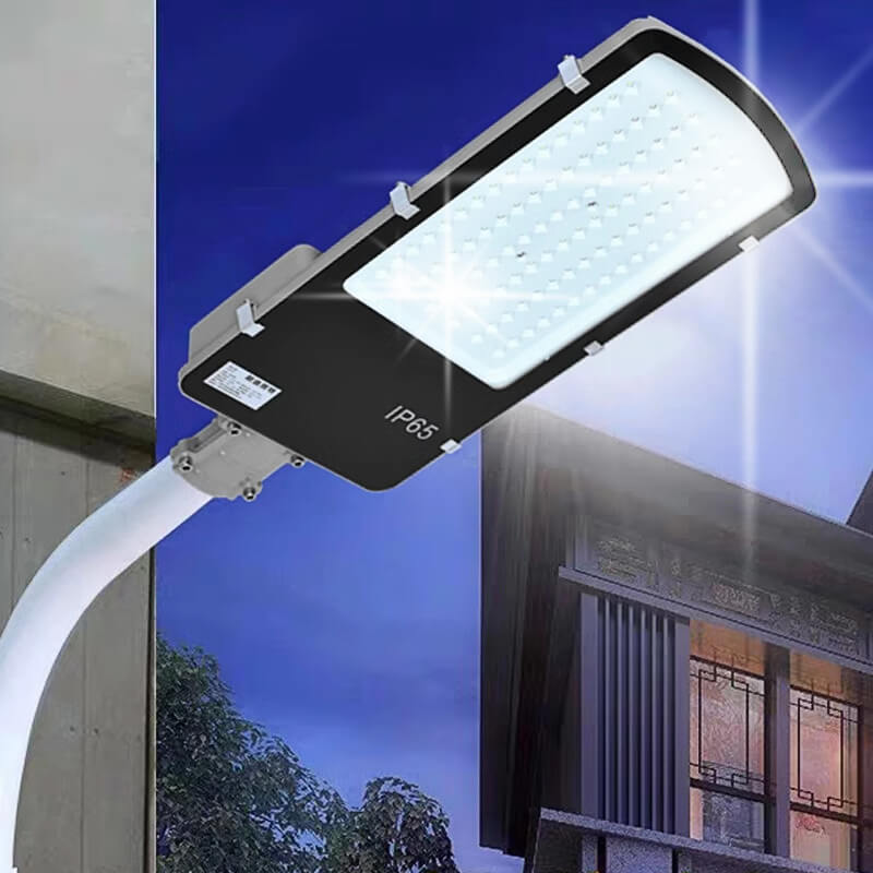 Bright Solar Powered Outdoor Lights - Halri
