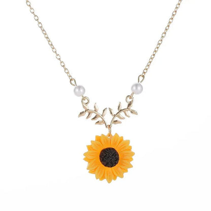 Bright Floral Pendant Necklace - Halri