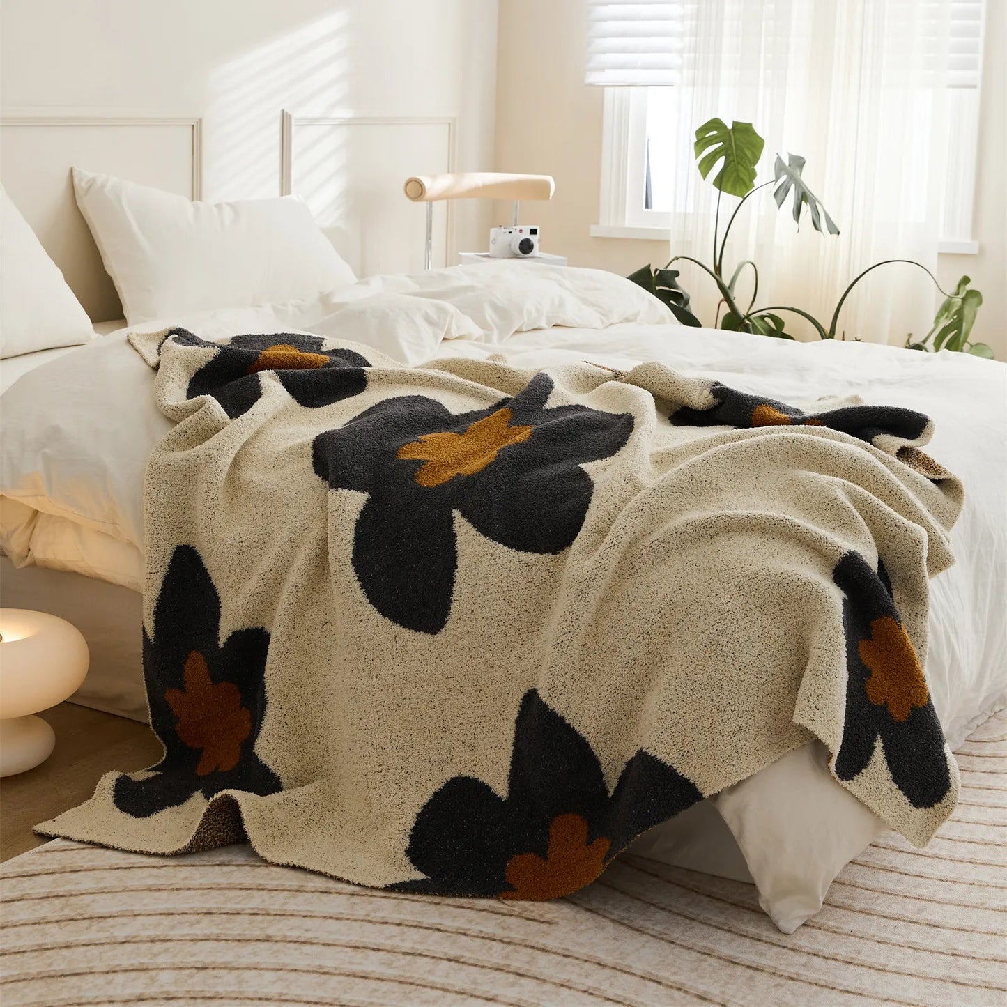 Cozy Floral Throw Blanket