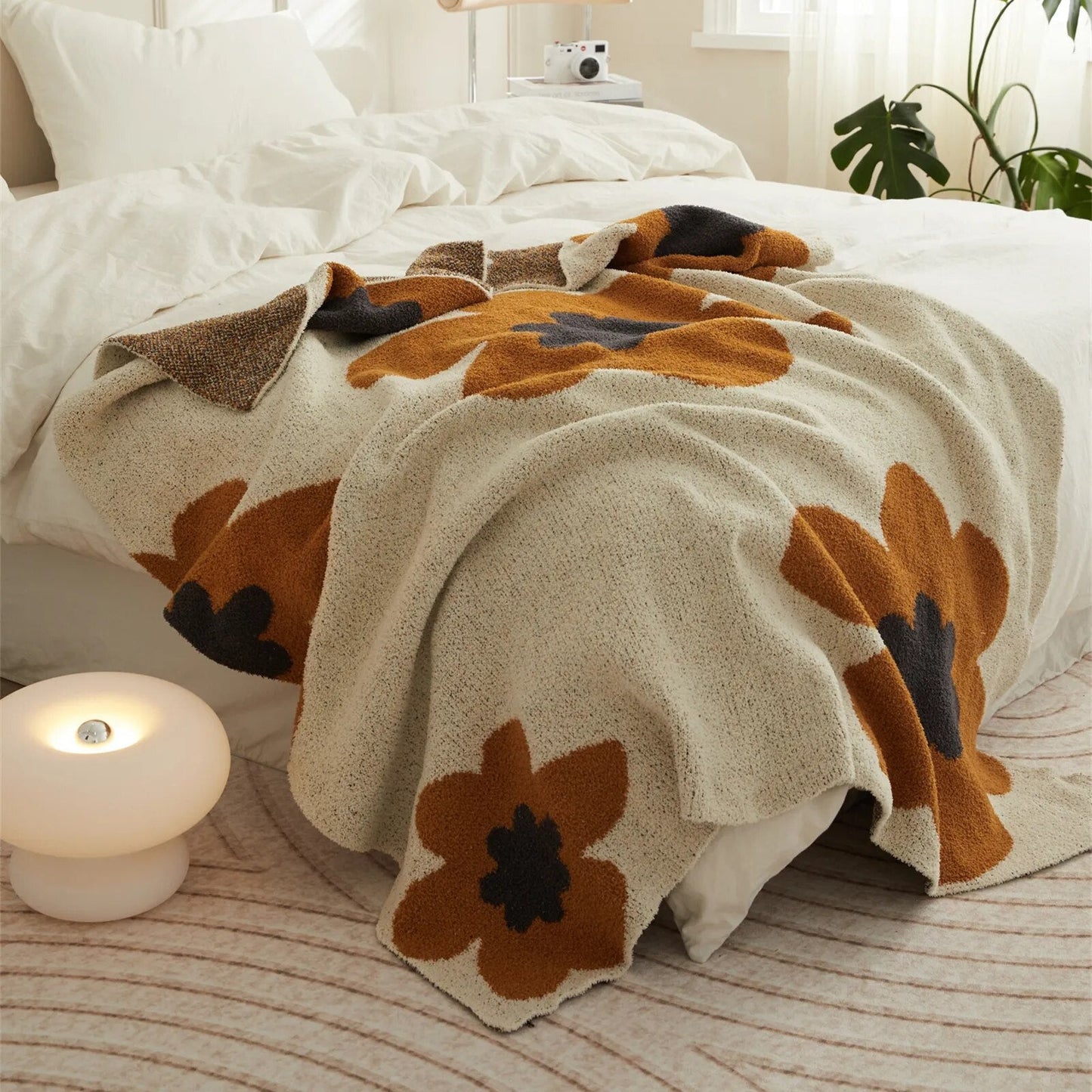 Cozy Floral Throw Blanket