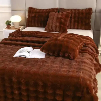 Warm Fuzzy Throw Blanket for Snug Comfort