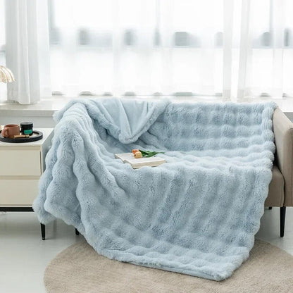 Warm Fuzzy Throw Blanket for Snug Comfort