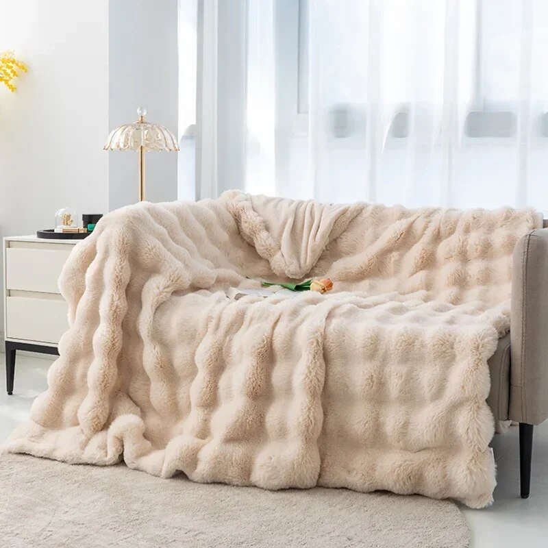 Warm Fuzzy Throw Blanket for Snug Comfort