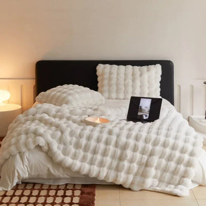 Warm Fuzzy Throw Blanket for Snug Comfort