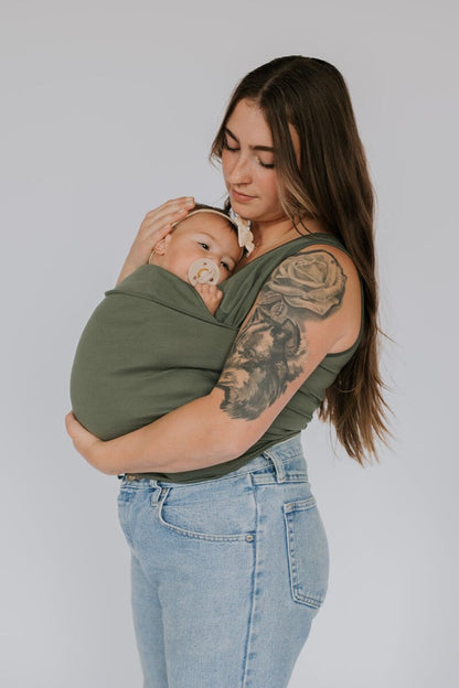 Comfortable Baby Sling Carrier for Mom and Dad
