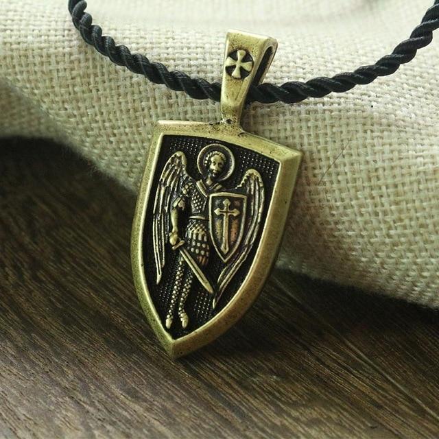 Guardian Angel Symbol Necklace - Halri